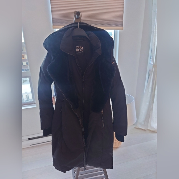 Zara Knee Length Down Outawere - Picture 4 of 5